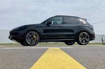 Porsche Cayenne Base