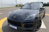 Porsche Cayenne Base