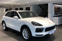 Porsche Cayenne Base