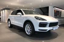 Porsche Cayenne Base