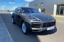 Porsche Cayenne Base