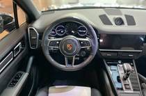 Porsche Cayenne Base