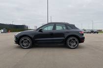 Porsche Macan Base