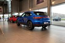 Porsche Macan Base