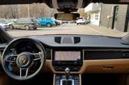 Porsche Macan Base