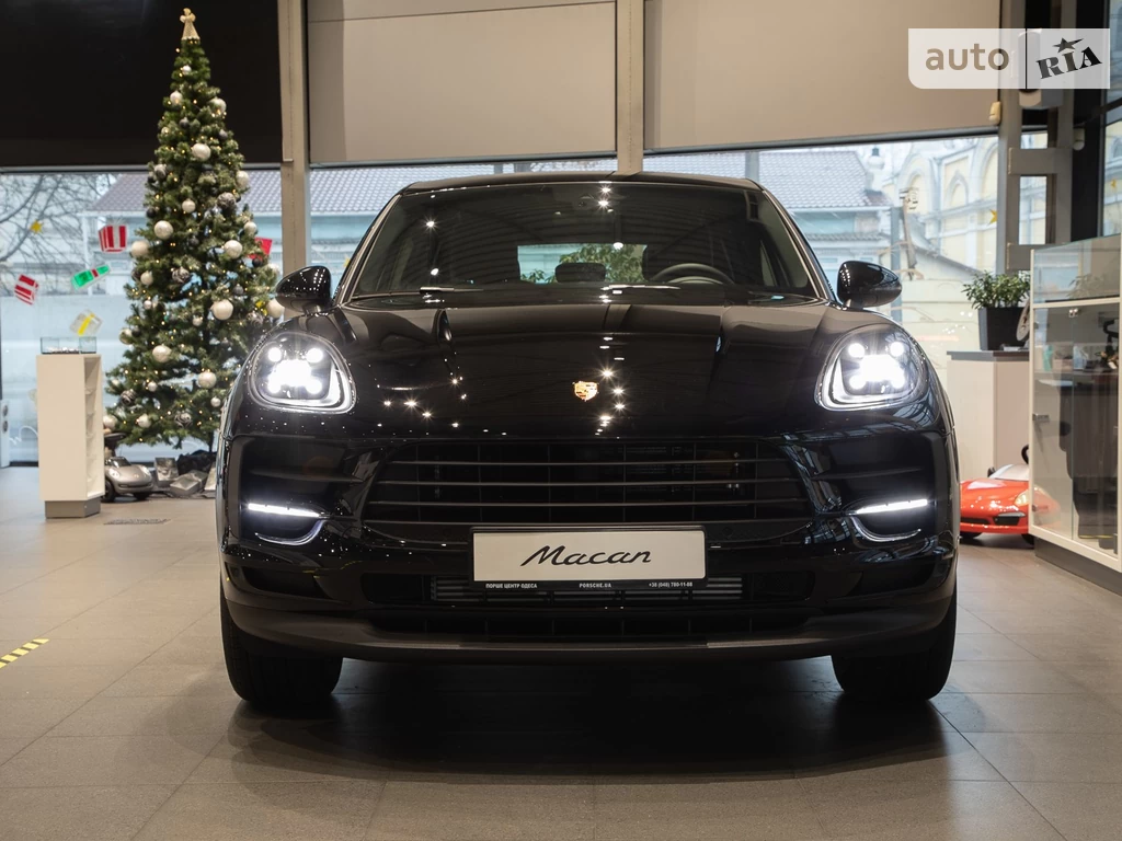 Porsche Macan Base