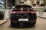 Porsche Macan Base