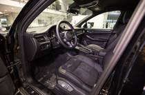 Porsche Macan Base