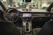 Porsche Macan Base