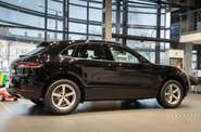 Porsche Macan Base