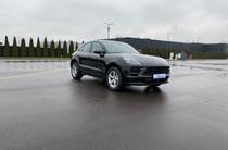 Porsche Macan Base