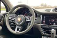 Porsche Macan Base