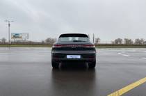 Porsche Macan Base