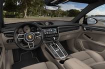 Porsche Macan Base