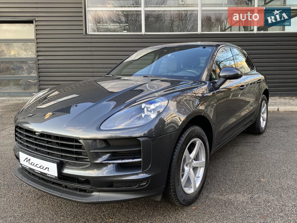 Porsche Macan Base