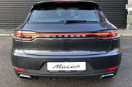 Porsche Macan Base