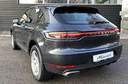 Porsche Macan Base