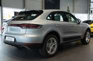 Porsche Macan Base