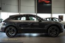 Porsche Macan Base