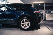 Porsche Macan Base