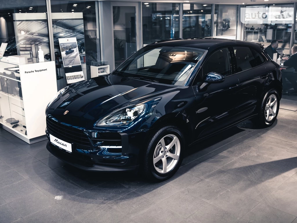 Porsche Macan Base