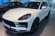 Porsche Macan Base