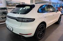 Porsche Macan Base