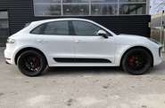 Porsche Macan Base