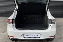 Porsche Macan Base