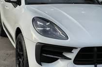 Porsche Macan Base