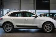 Porsche Macan Base