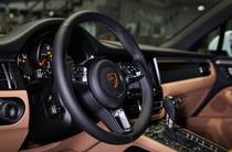 Porsche Macan Base