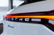 Porsche Macan Base