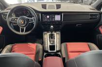 Porsche Macan Base