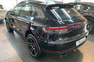 Porsche Macan Base