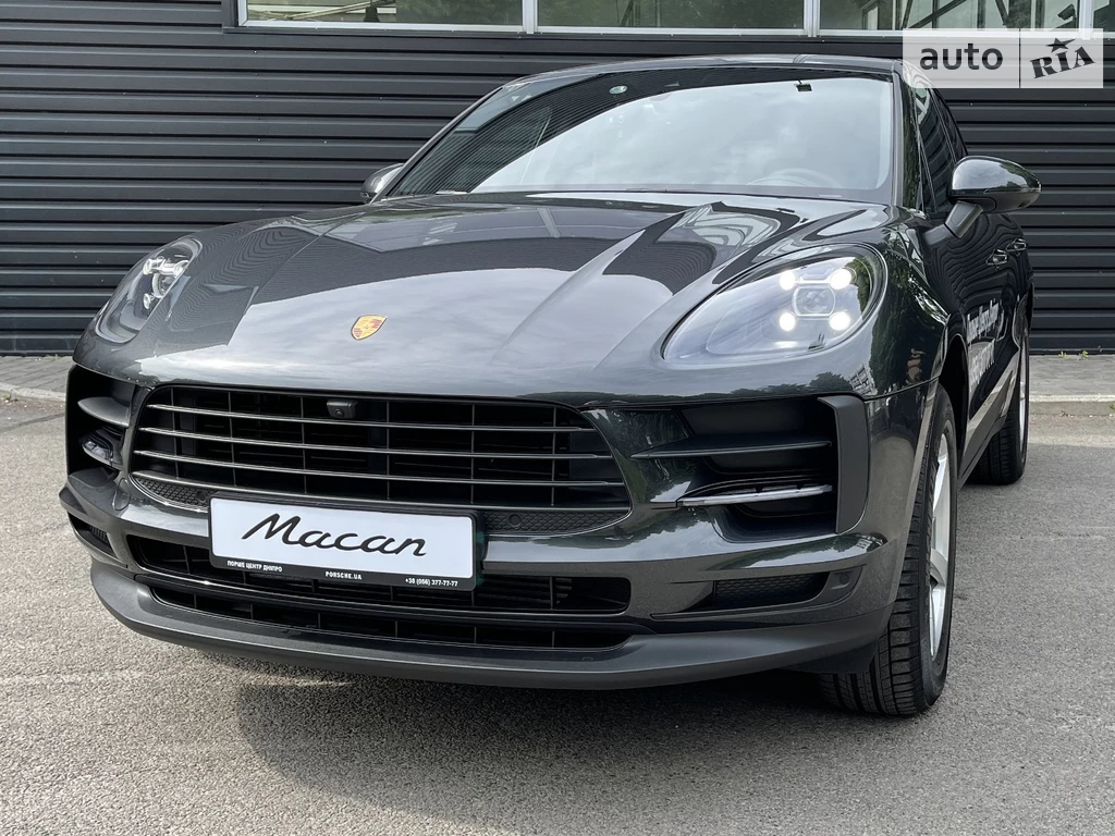 Porsche Macan Base