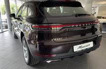 Porsche Macan Base