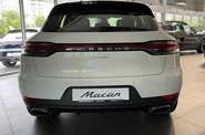 Porsche Macan Base