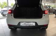 Porsche Macan Base