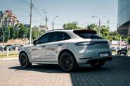 Porsche Macan Base