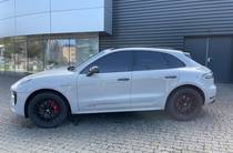 Porsche Macan Base