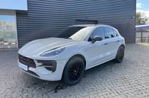 Porsche Macan Base