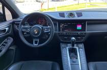 Porsche Macan Base