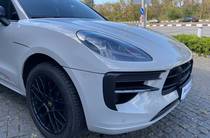 Porsche Macan Base