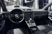 Porsche Macan Base