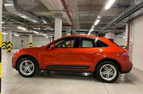 Porsche Macan Base