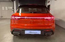 Porsche Macan Base