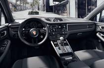 Porsche Macan Base