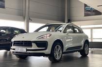 Porsche Macan Base