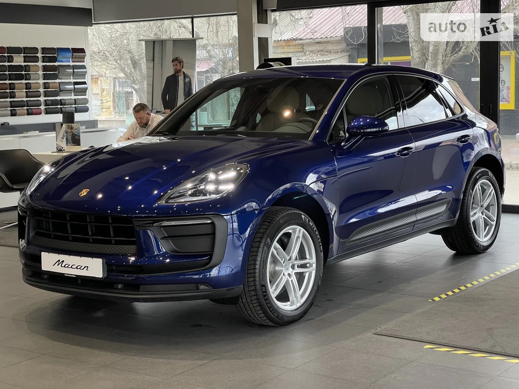 Porsche Macan Base